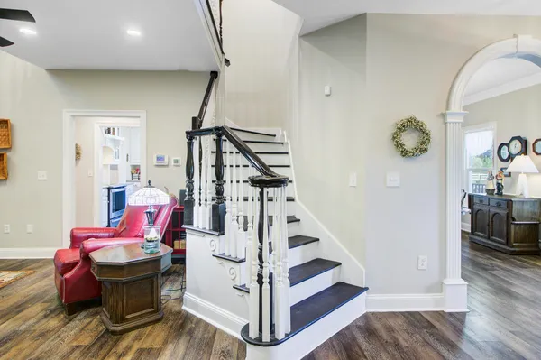 $979,999 | 933 Tree Farm Lane, Cross, SC 29436