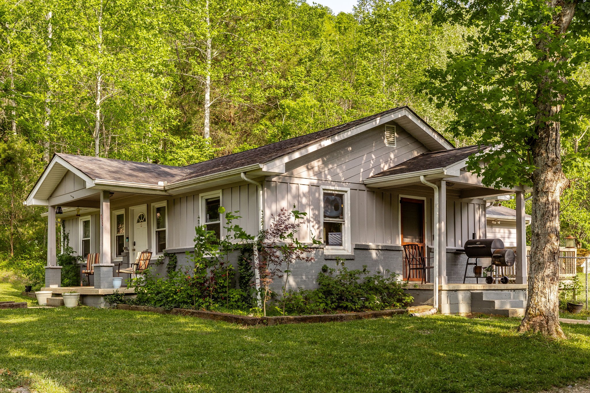 590 Leath Chapel Road Bethpage, TN 37022 - Photo 2 of 41