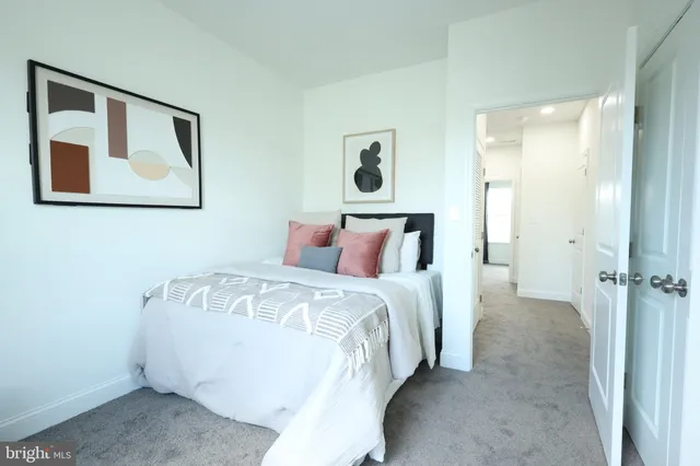 $345,000 | 3318 North Market Street, Wilmington, DE 19802