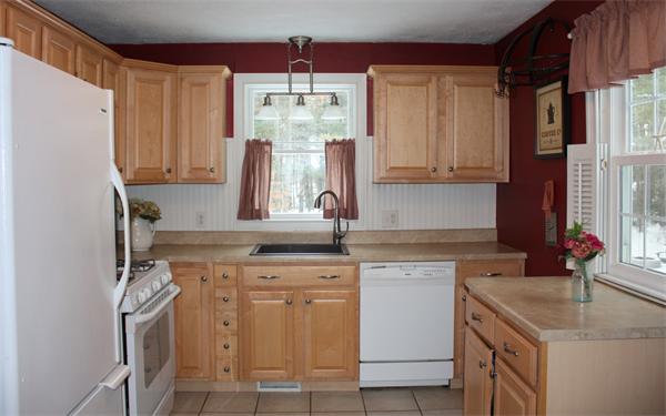 5 Spring Street Plympton, MA 02367 - Photo 7 of 24 Gallery Image 7