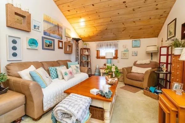 $615,000 | 1930 Acushnet Avenue, New Bedford, MA 02745