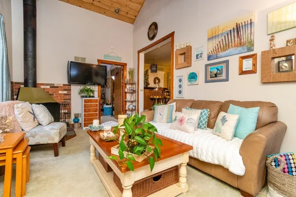 $615,000 | 1930 Acushnet Avenue, New Bedford, MA 02745