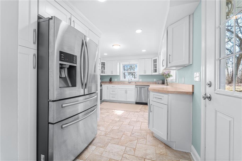 746 Crawford Road Pittsburgh, PA 15237 - Photo 11 of 25
