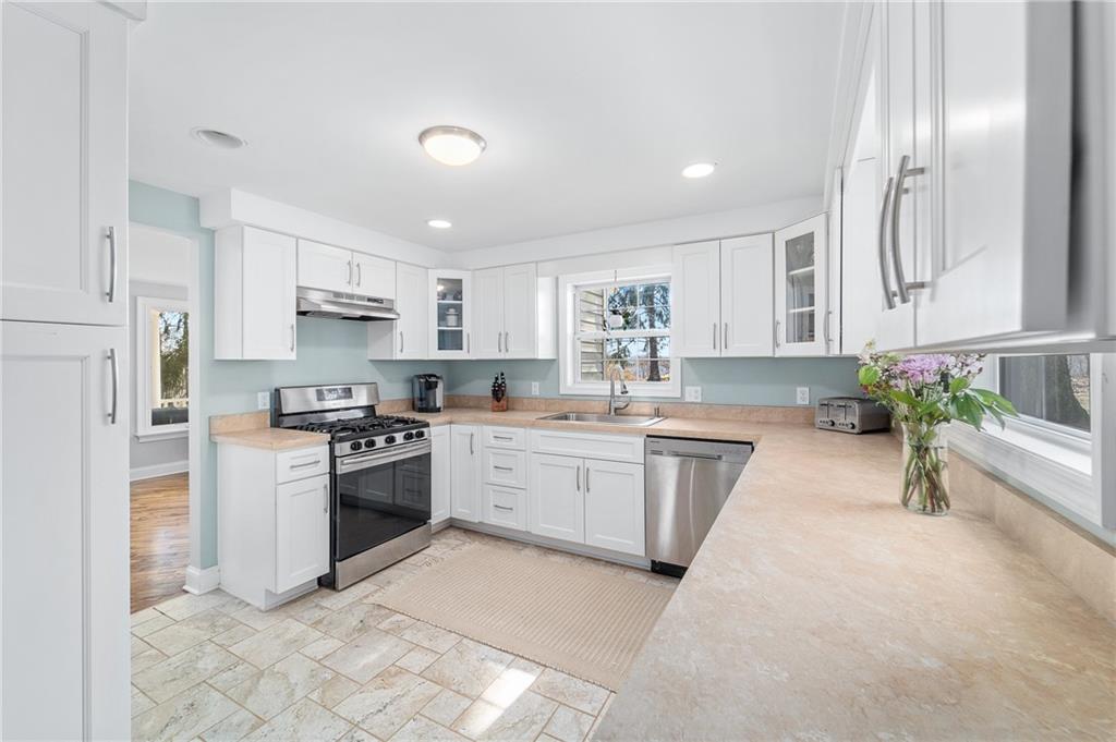 746 Crawford Road Pittsburgh, PA 15237 - Photo 9 of 25