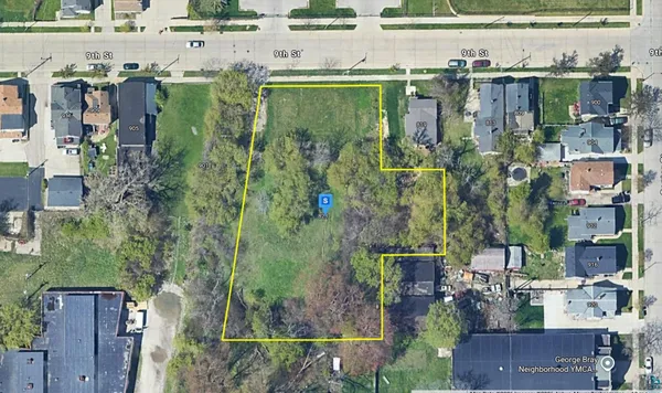$86,999 | 823 9th Street, Racine, WI 53403