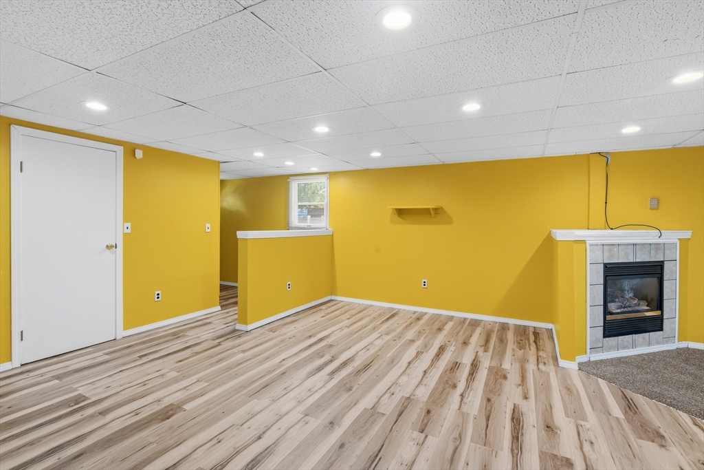 290 Tremont Street Springfield, MA 01104 - Photo 24 of 28