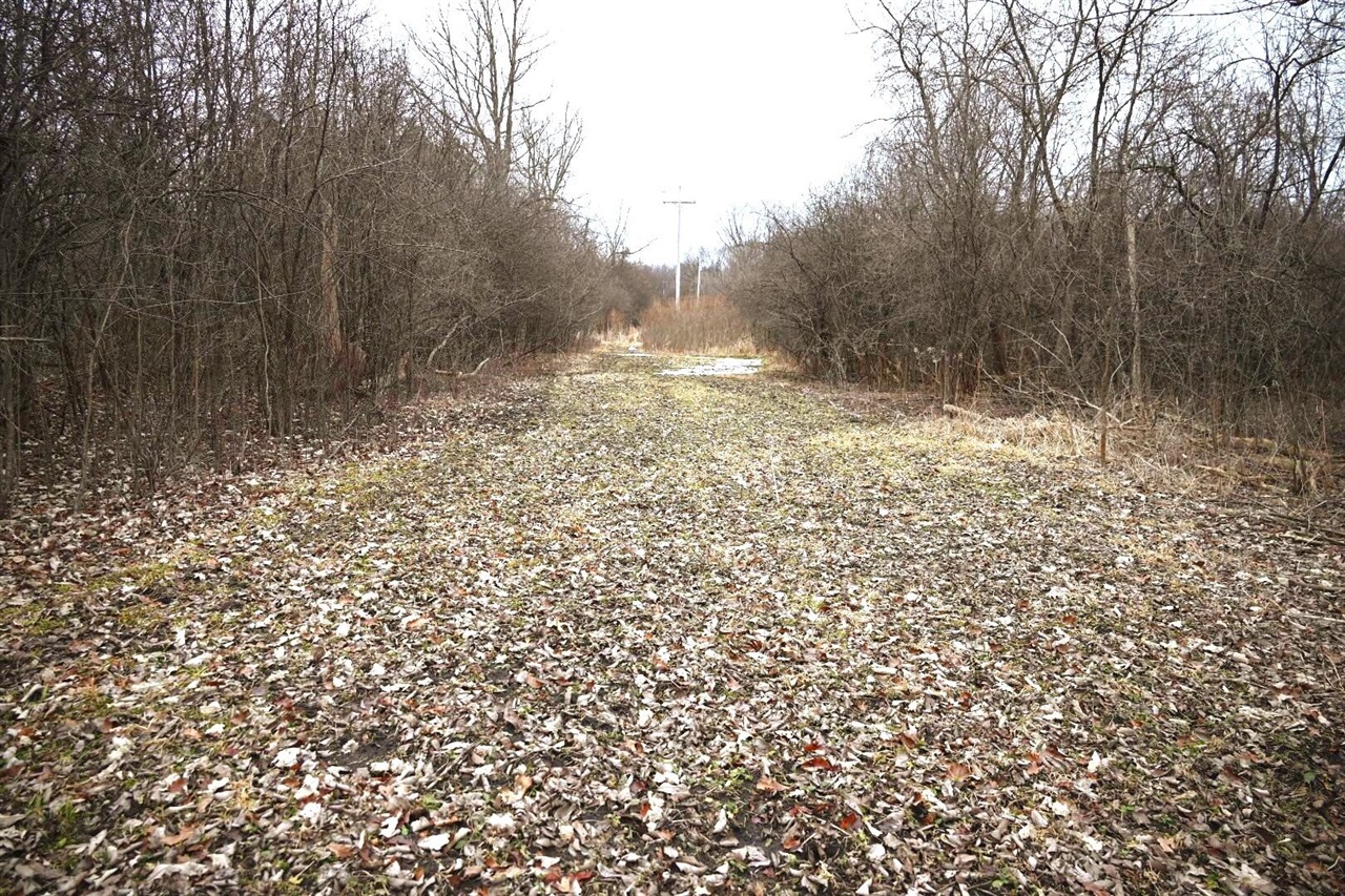 7025 Clinton Road Jackson, MI 49201 - Photo 17 of 26