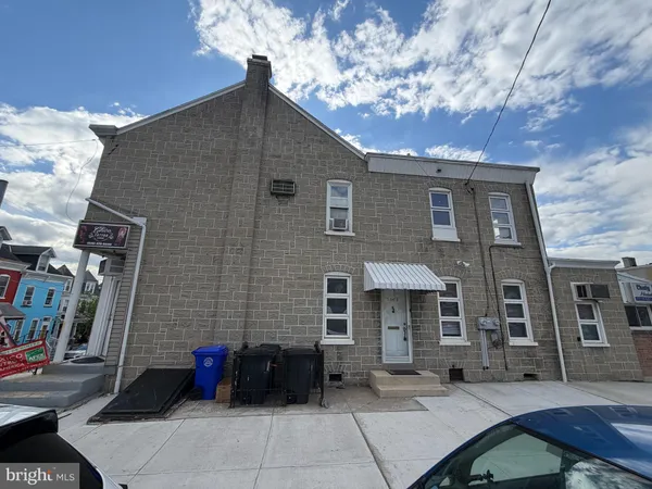 $1,600 | 1265 Buttonwood Street, Reading, PA 19604