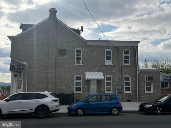 $1,600 | 1265 Buttonwood Street, Reading, PA 19604