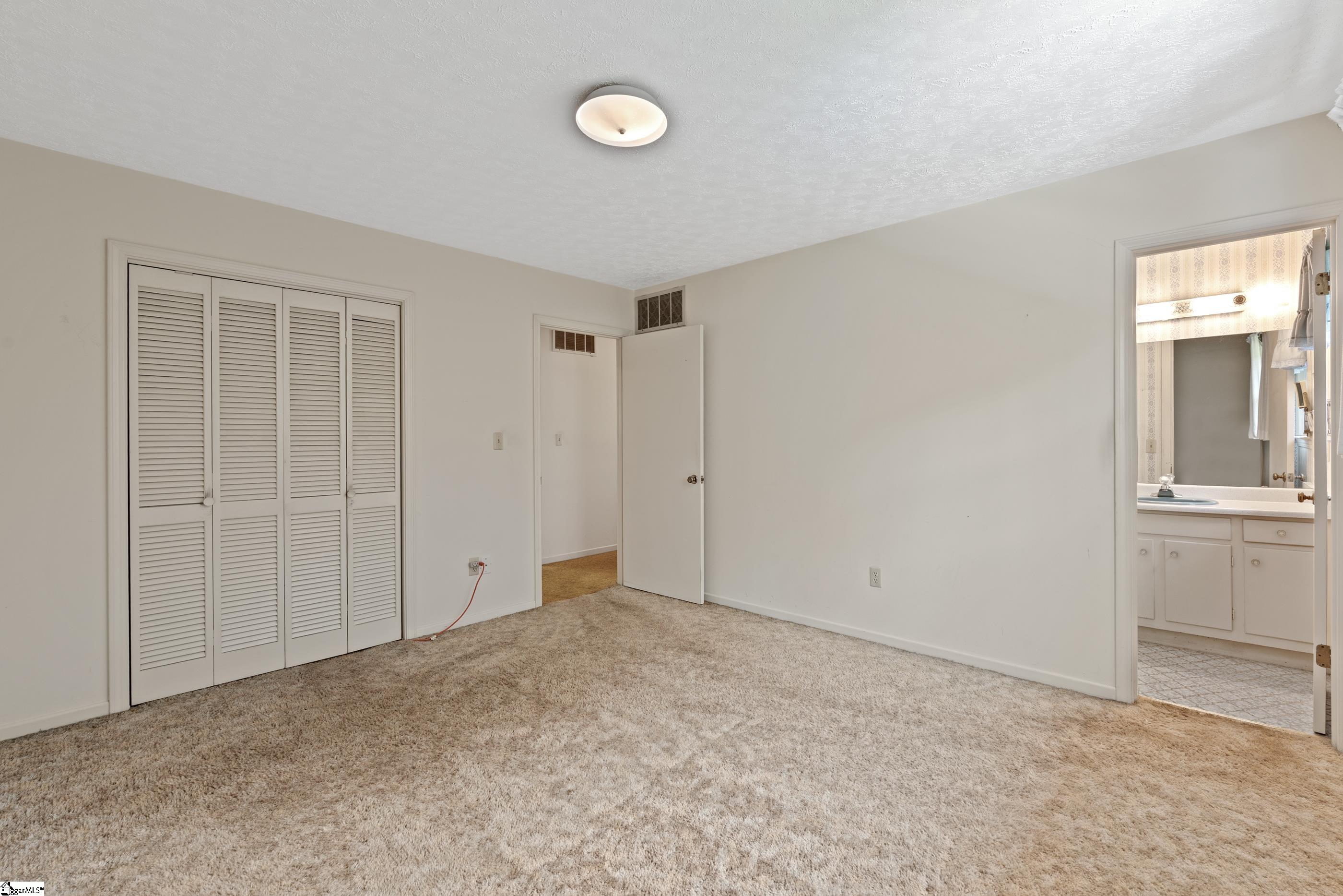 725 Parkins Mill Road Greenville, SC 29607 - Photo 19 of 50