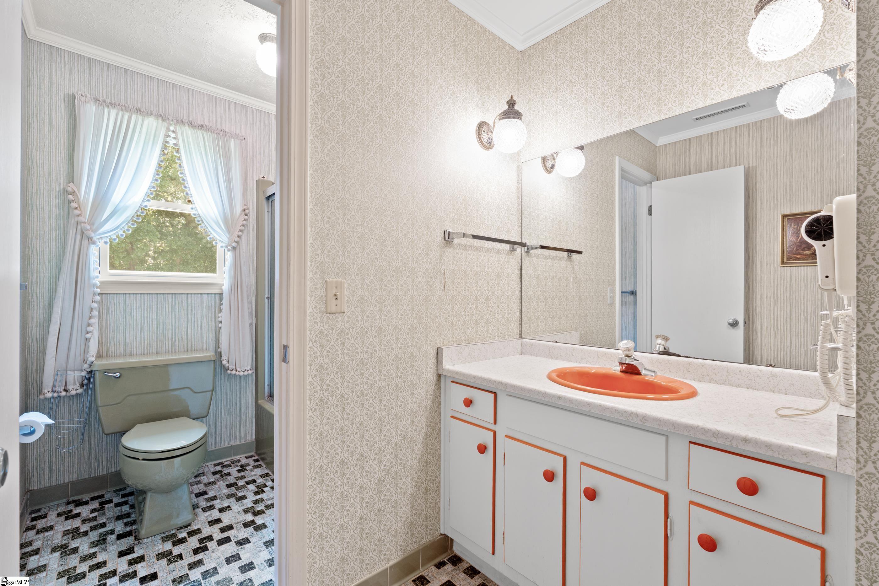 725 Parkins Mill Road Greenville, SC 29607 - Photo 21 of 50