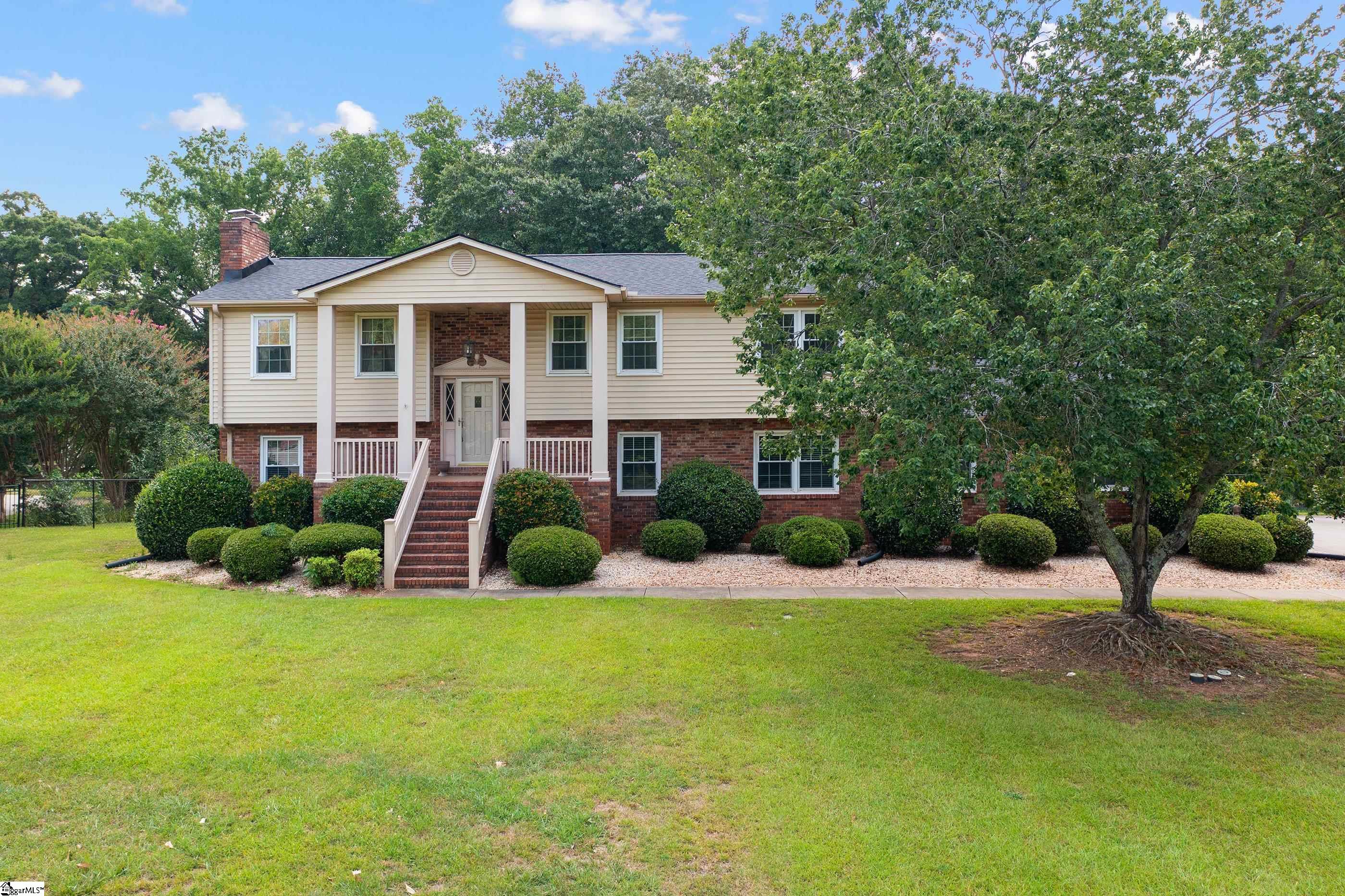 725 Parkins Mill Road Greenville, SC 29607 - Photo 4 of 50