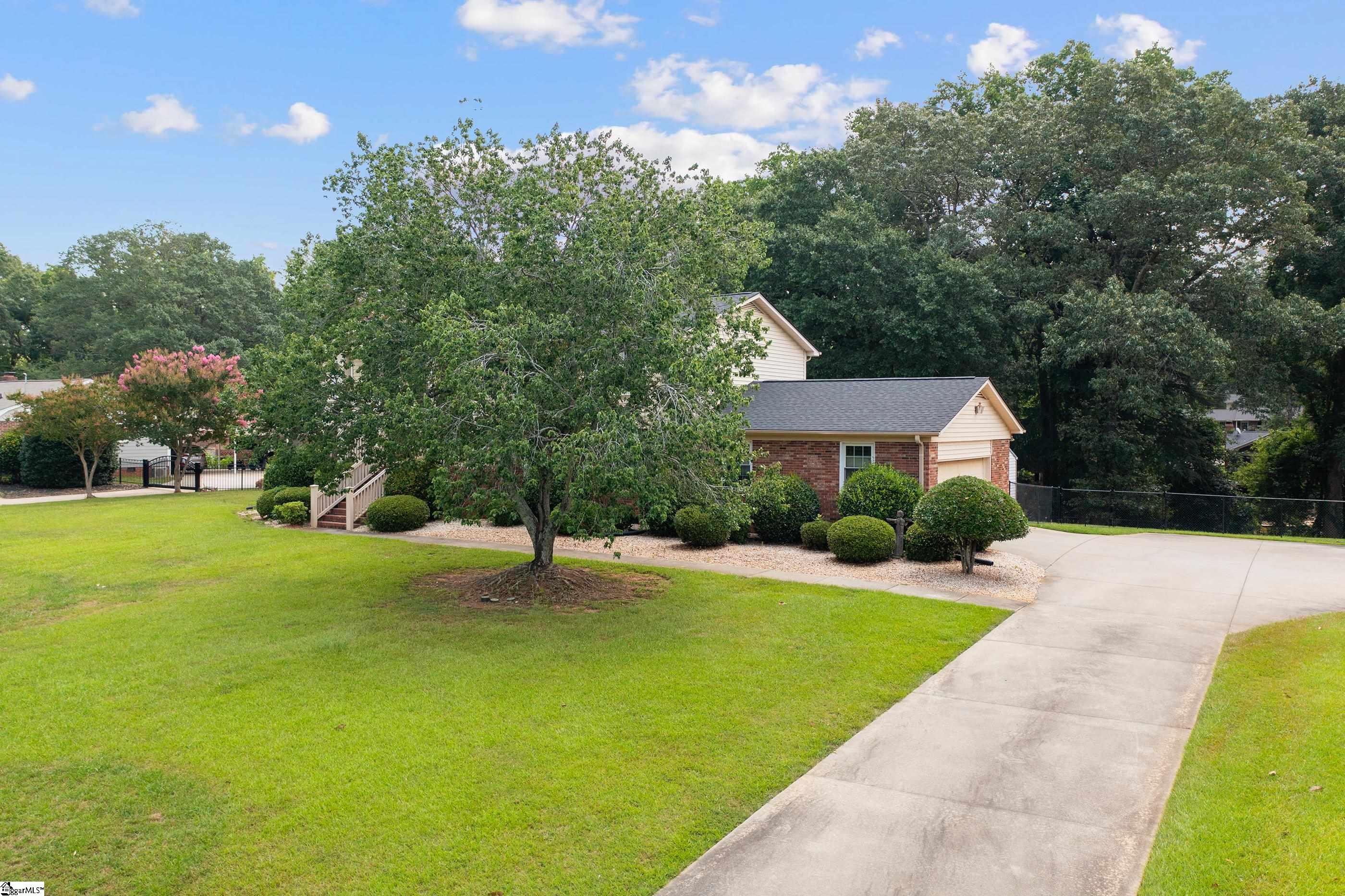 725 Parkins Mill Road Greenville, SC 29607 - Photo 5 of 50