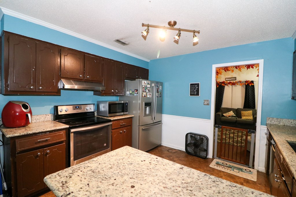 1743 Plank Road North Augusta, SC 29841 - Photo 7 of 15 Gallery Image 7