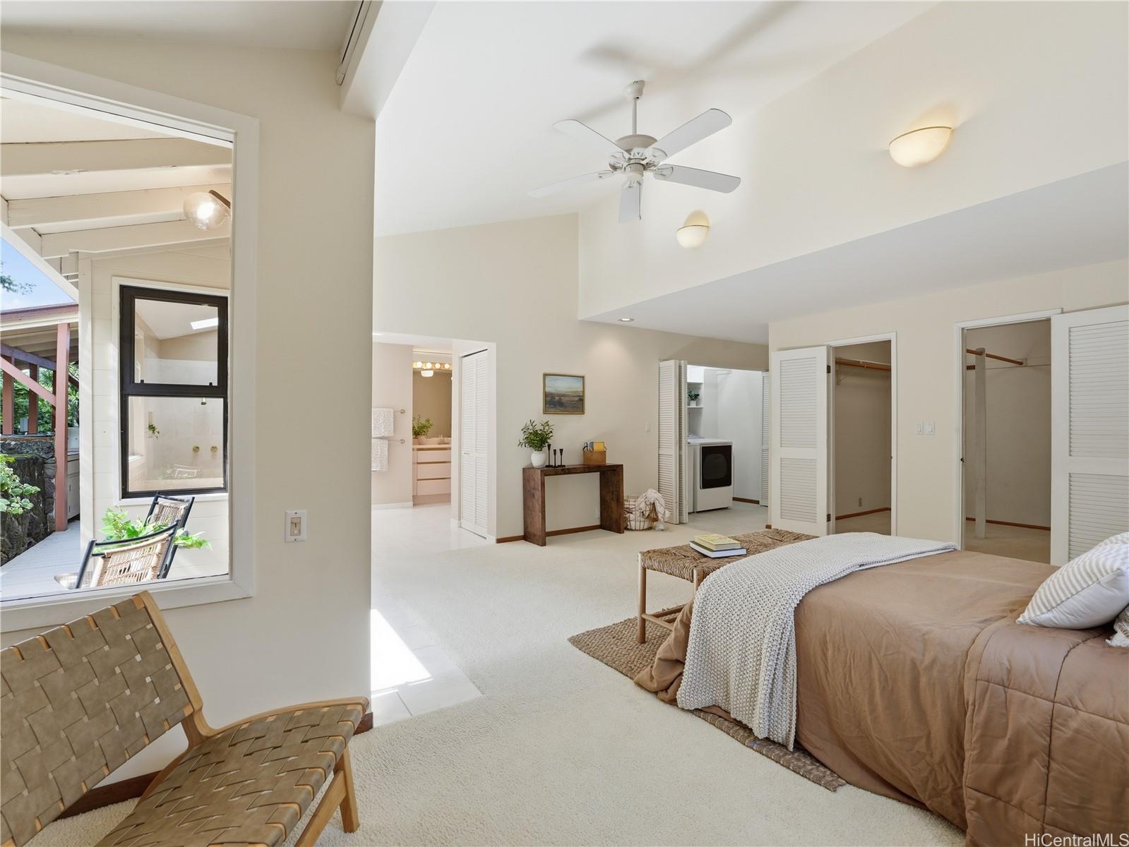 367 Mamaki Street Honolulu, HI 96821 - Photo 12 of 25