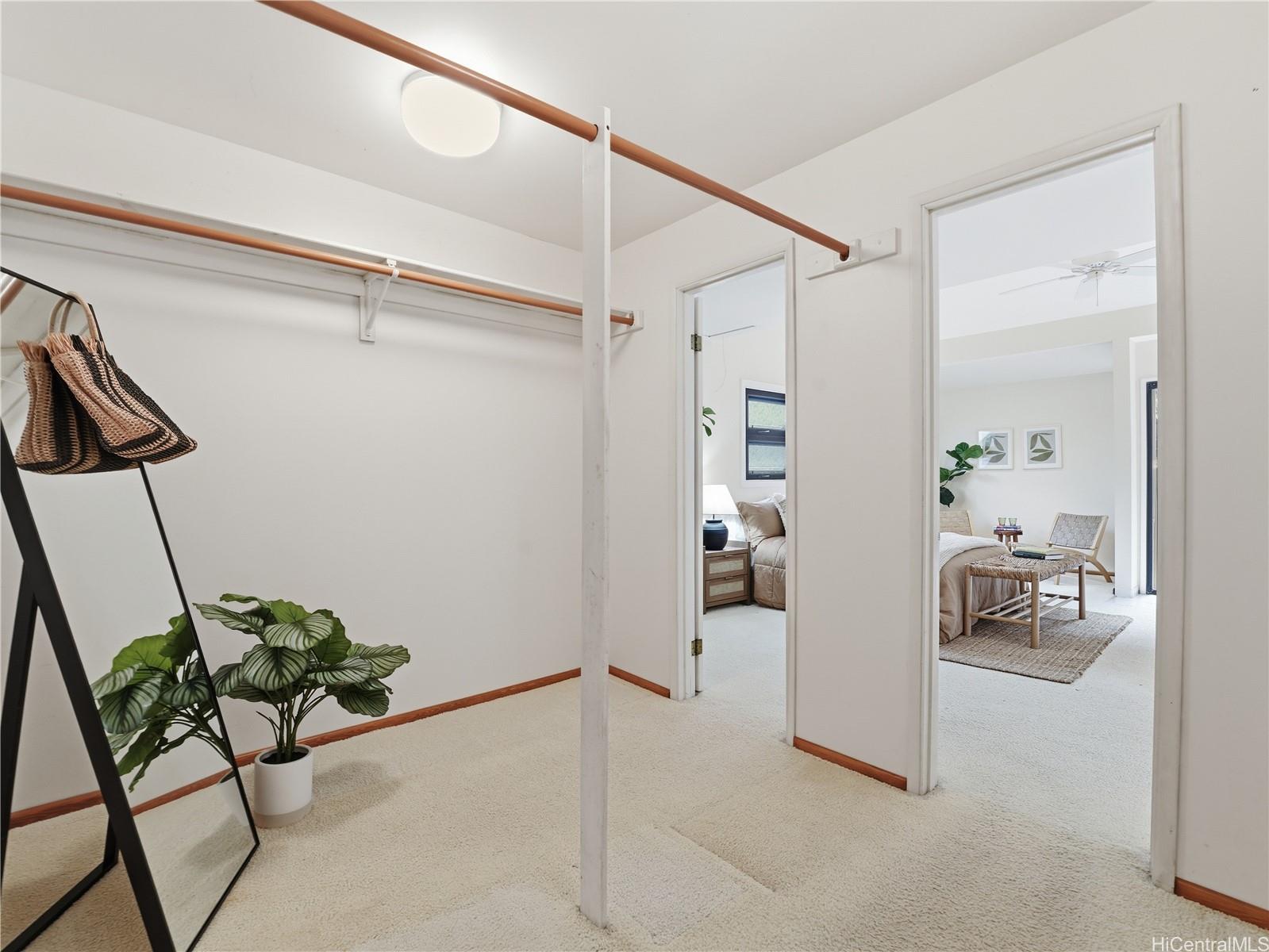 367 Mamaki Street Honolulu, HI 96821 - Photo 13 of 25