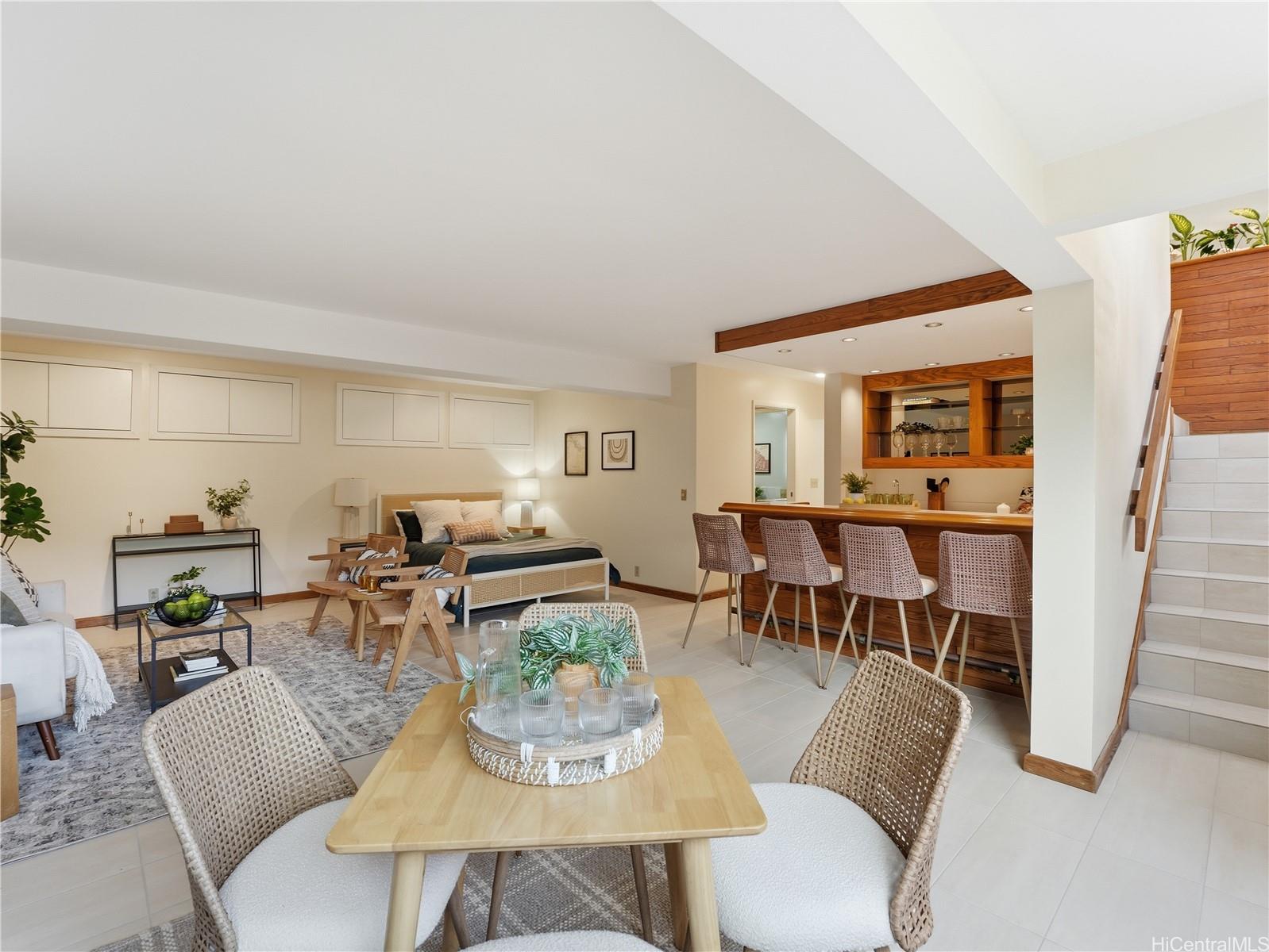 367 Mamaki Street Honolulu, HI 96821 - Photo 17 of 25