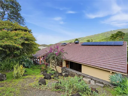 $1,899,000 | 367 Mamaki Street, Honolulu, HI 96821