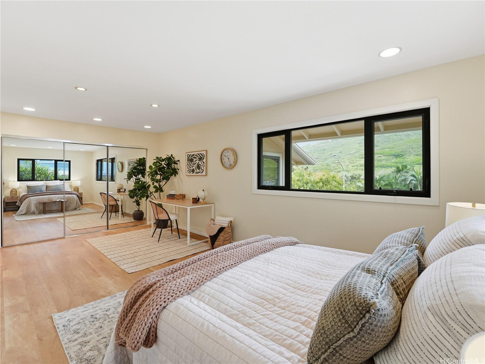 367 Mamaki Street Honolulu, HI 96821 - Photo 10 of 25