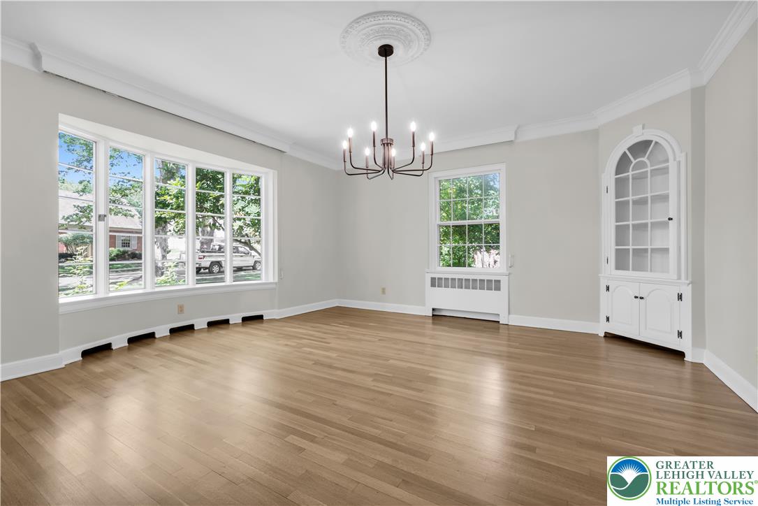1942 Sycamore Street Bethlehem, PA 18017 - Photo 12 of 74