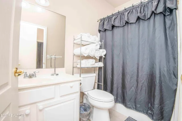 $630,000 | 102 Tanasee Court, Maryville, TN 37801