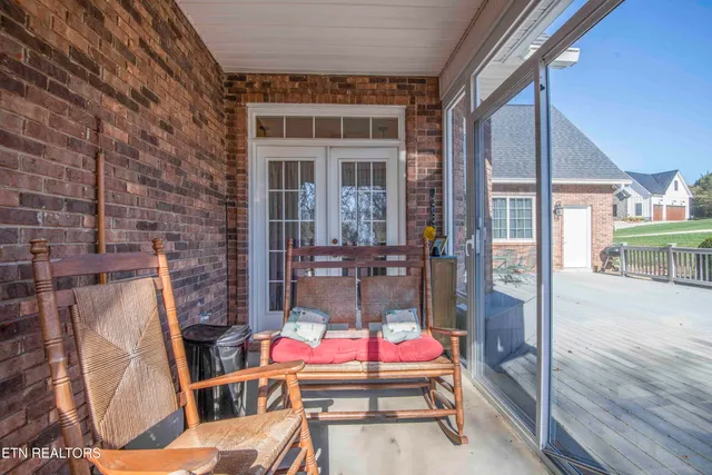 $630,000 | 102 Tanasee Court, Maryville, TN 37801