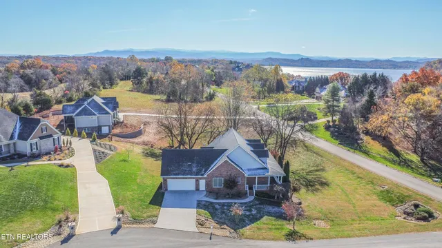 $630,000 | 102 Tanasee Court, Maryville, TN 37801