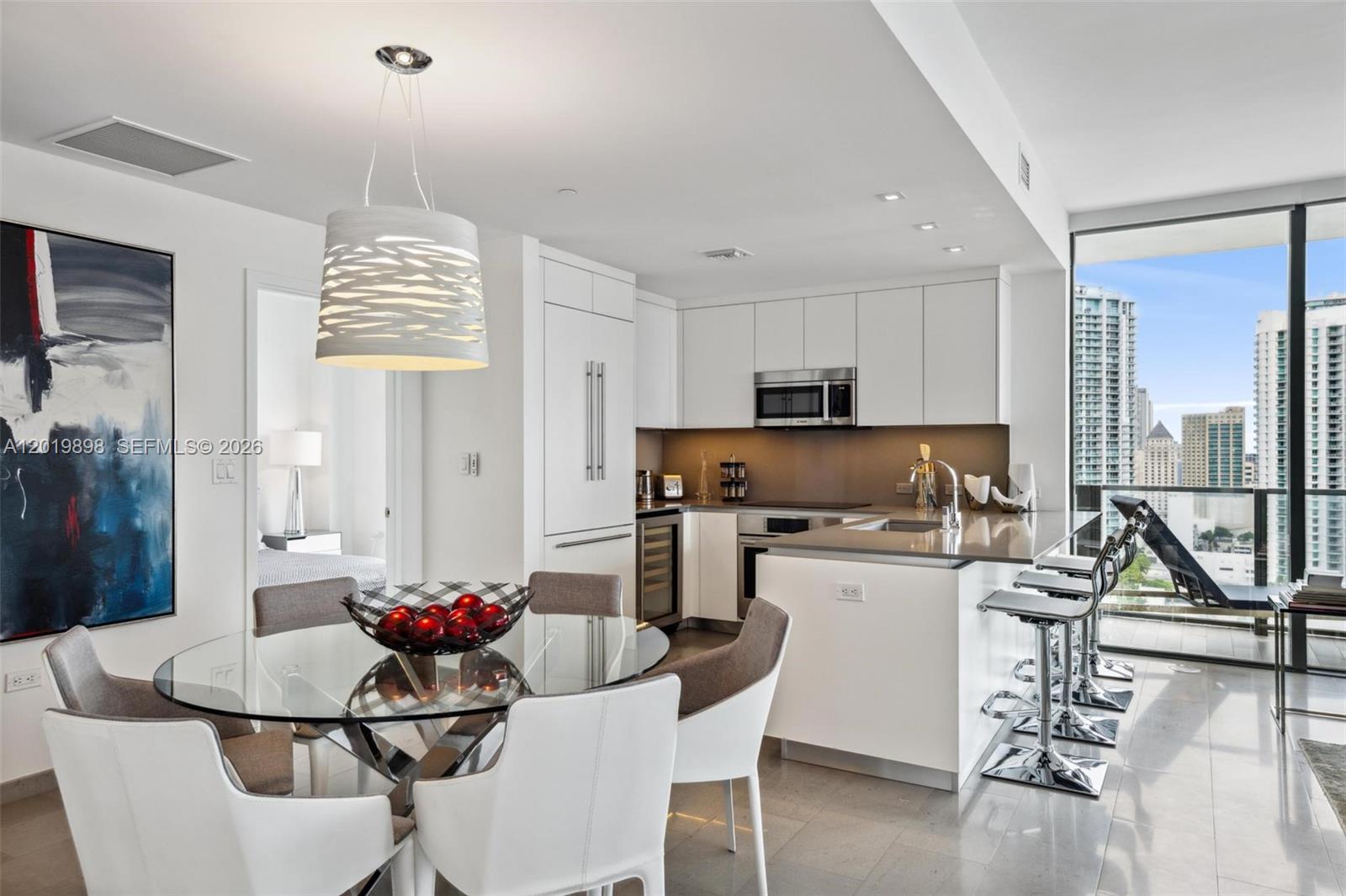 88 Southwest 7th Street, Unit 2111 Miami, FL 33130 - Photo 11 of 30