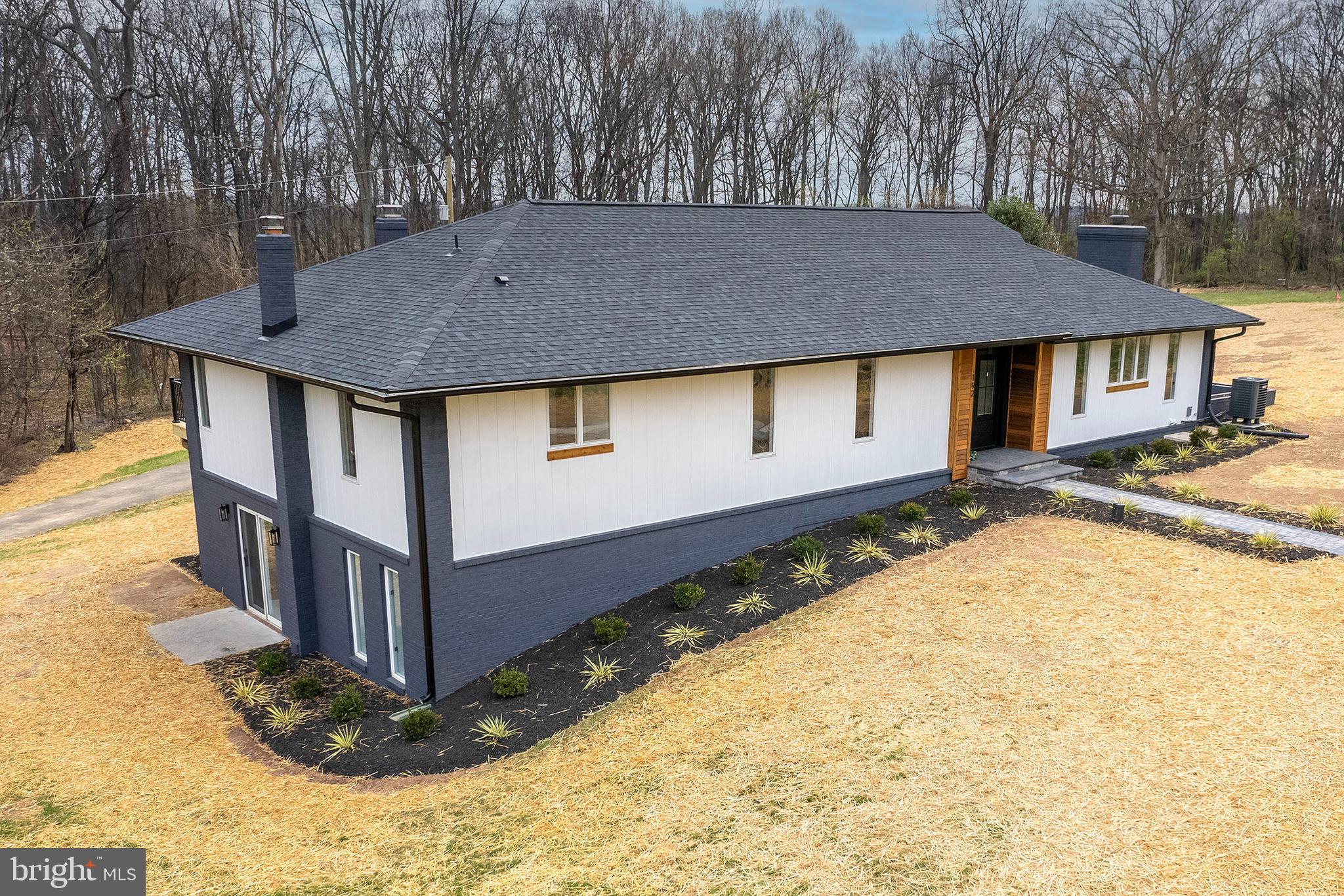 192 Tuscarora Road Winchester, VA 22603 - Photo 3 of 50 Gallery Image 3