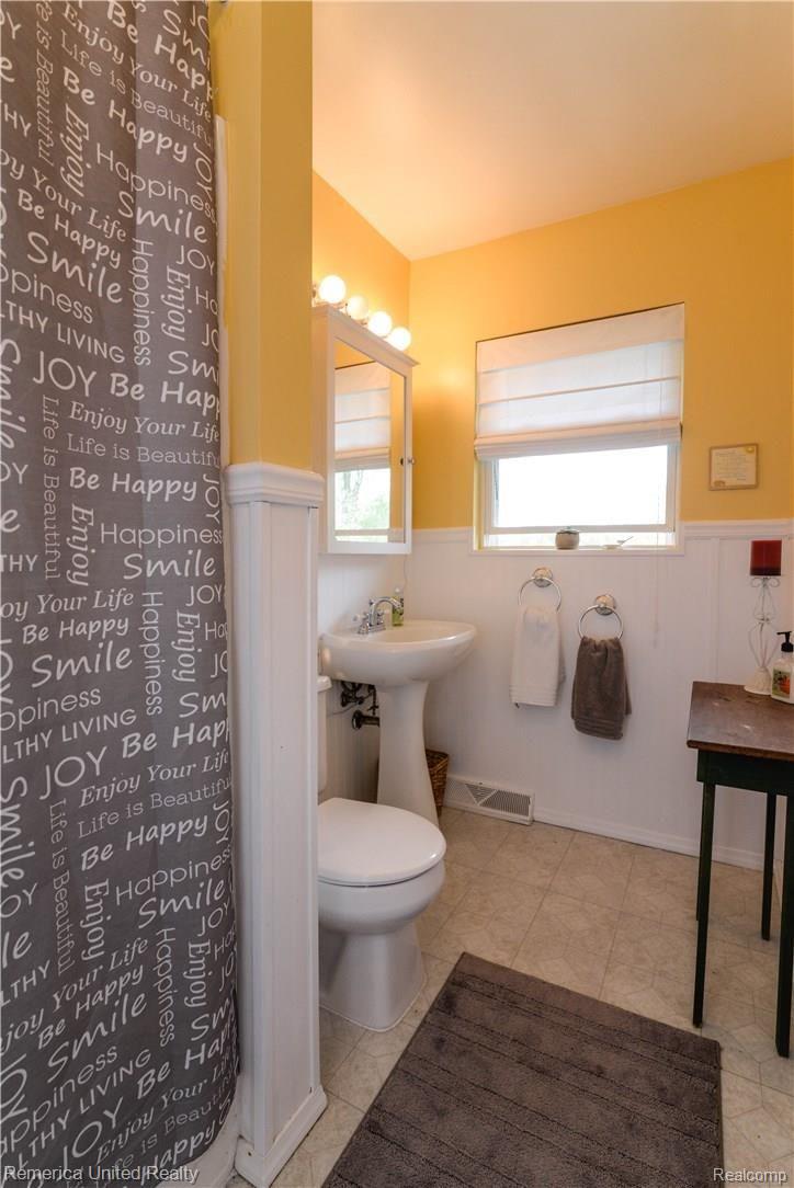 2020 Sexton Road Howell, MI 48843 - Photo 44 of 94 _A56.jpg