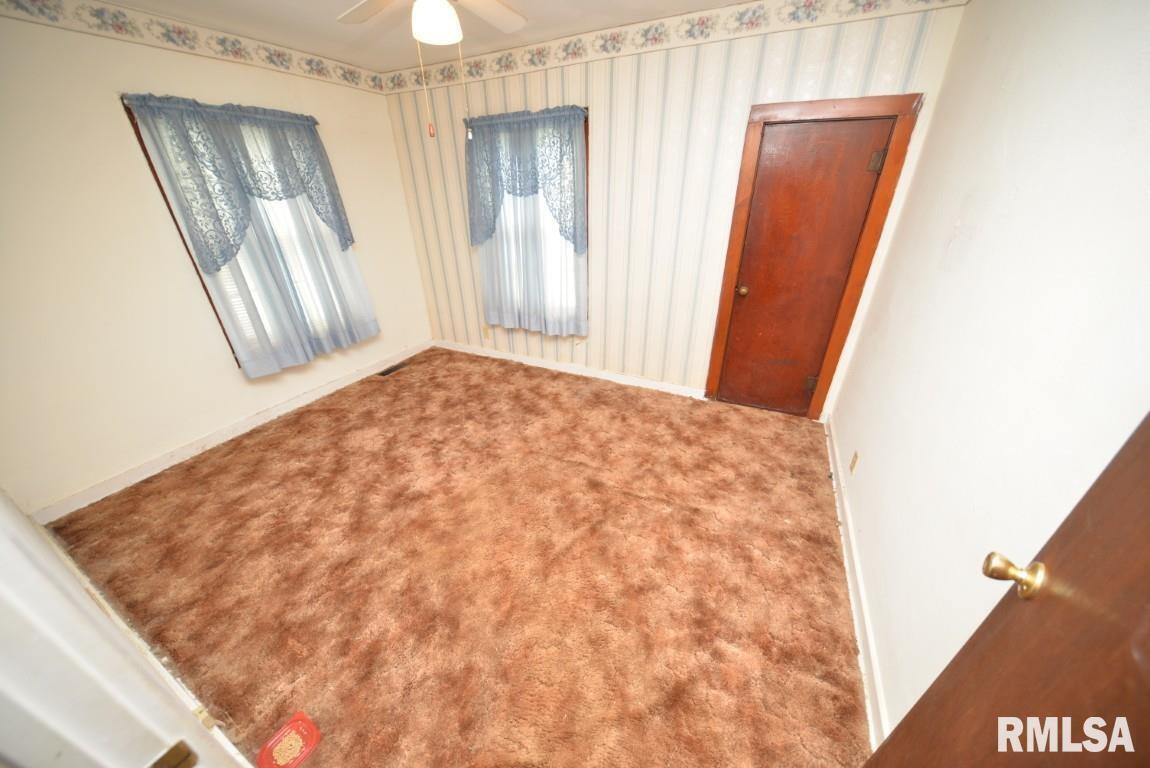 909 Fairfield Road Mount Vernon, IL 62864 - Photo 19 of 22