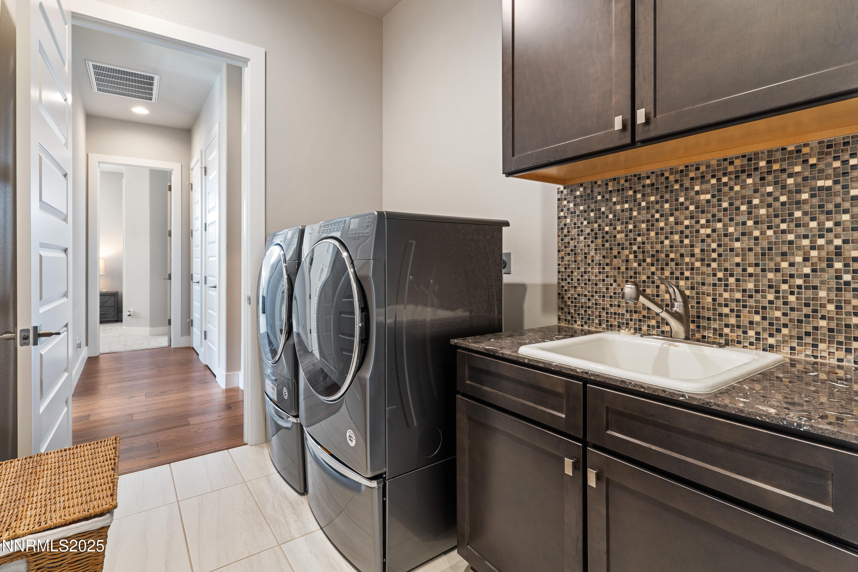 4069 Whispering Pine Loop Reno, NV 89519 - Photo 35 of 45 4069 Whispering Pine Loop High Res (20 o