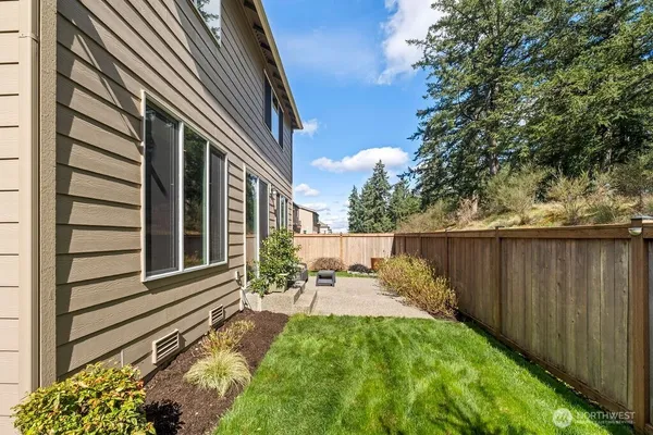 $709,450 | 19119 106th Ave Court East, Puyallup, WA 98374