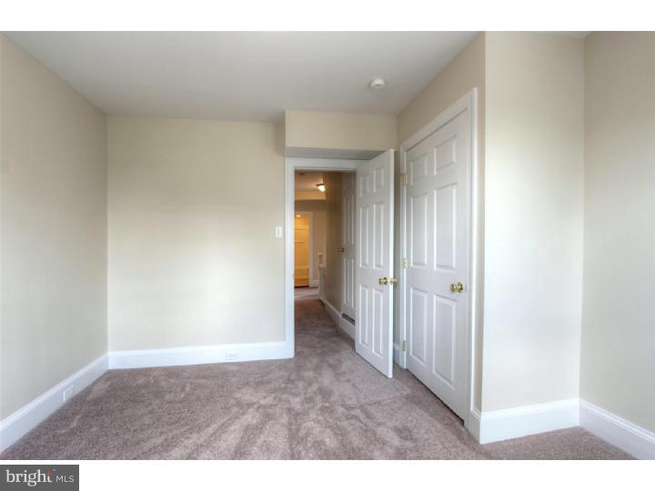 615 Bridgeboro Street Riverside, NJ 08075 - Photo 14 of 24 Master Bedroom