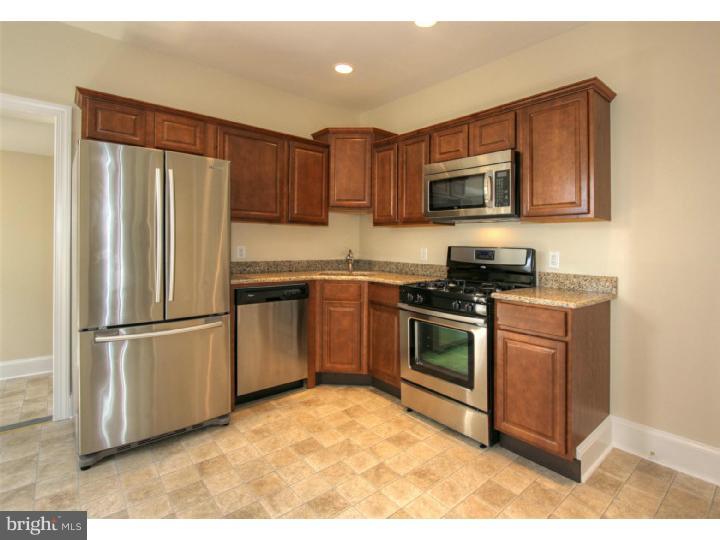 615 Bridgeboro Street Riverside, NJ 08075 - Photo 4 of 24