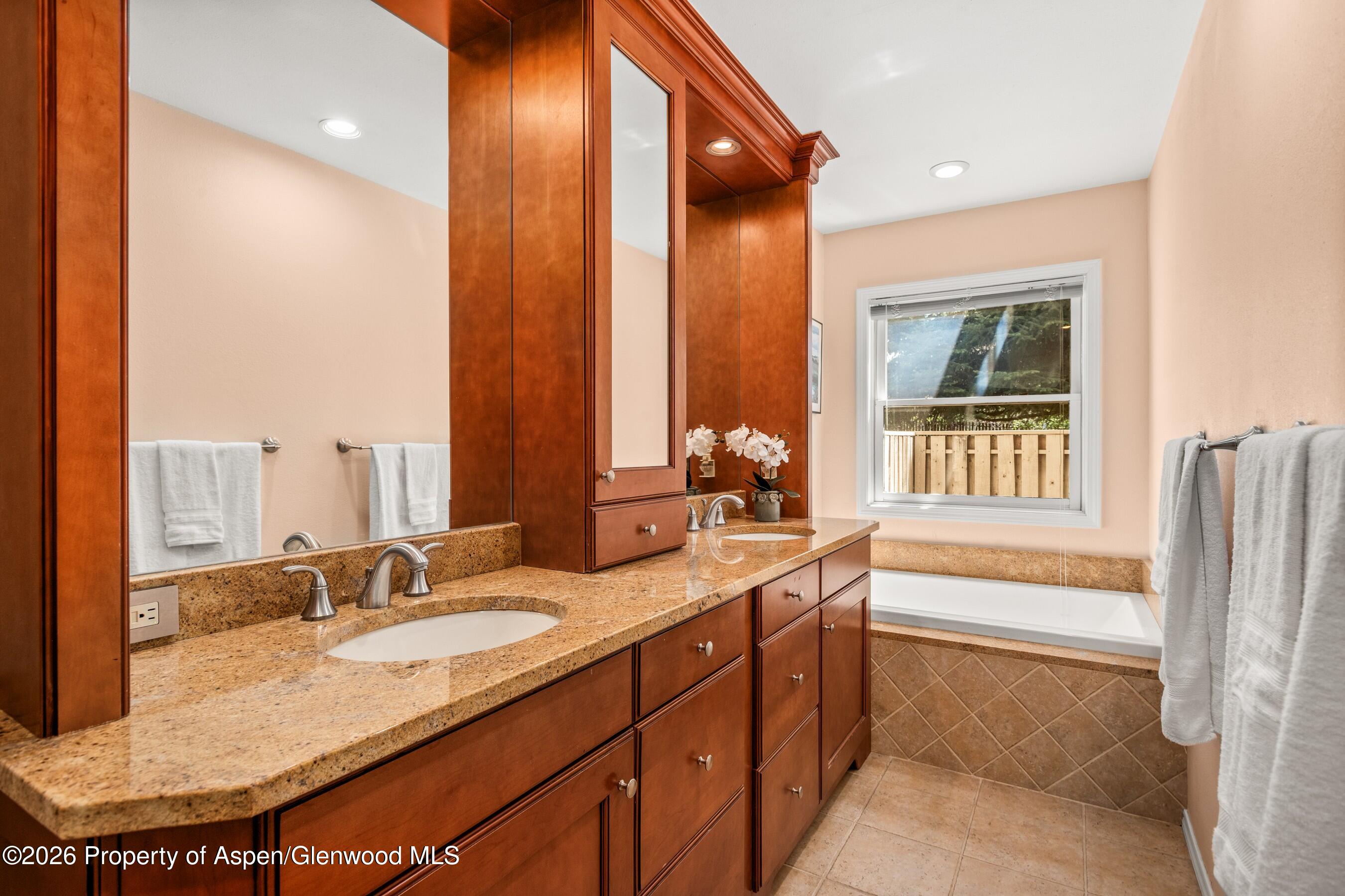 1504 Mockingbird Lane Basalt, CO 81621 - Photo 19 of 22 Primary bathroom