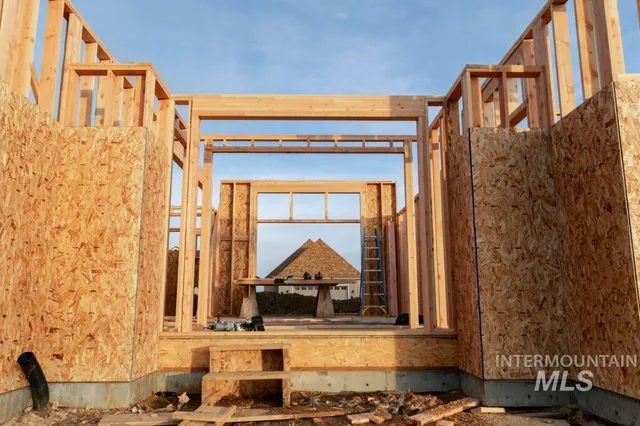 $1,100,000 | 1428 Woodbury Drive, Unit TARN, Moscow, ID 83843