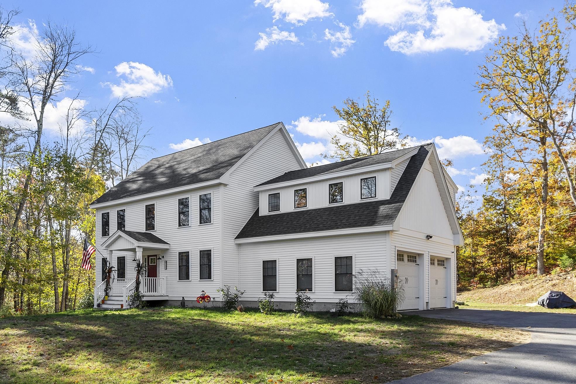 133 Smoke Street Barrington, NH 03825 - Photo 3 of 41