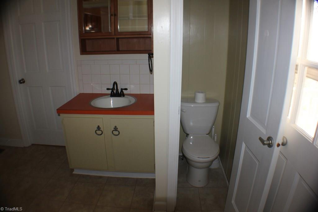 4812 Westfield Road Mount Airy, NC 27030 - Photo 11 of 30 Gallery Image 11