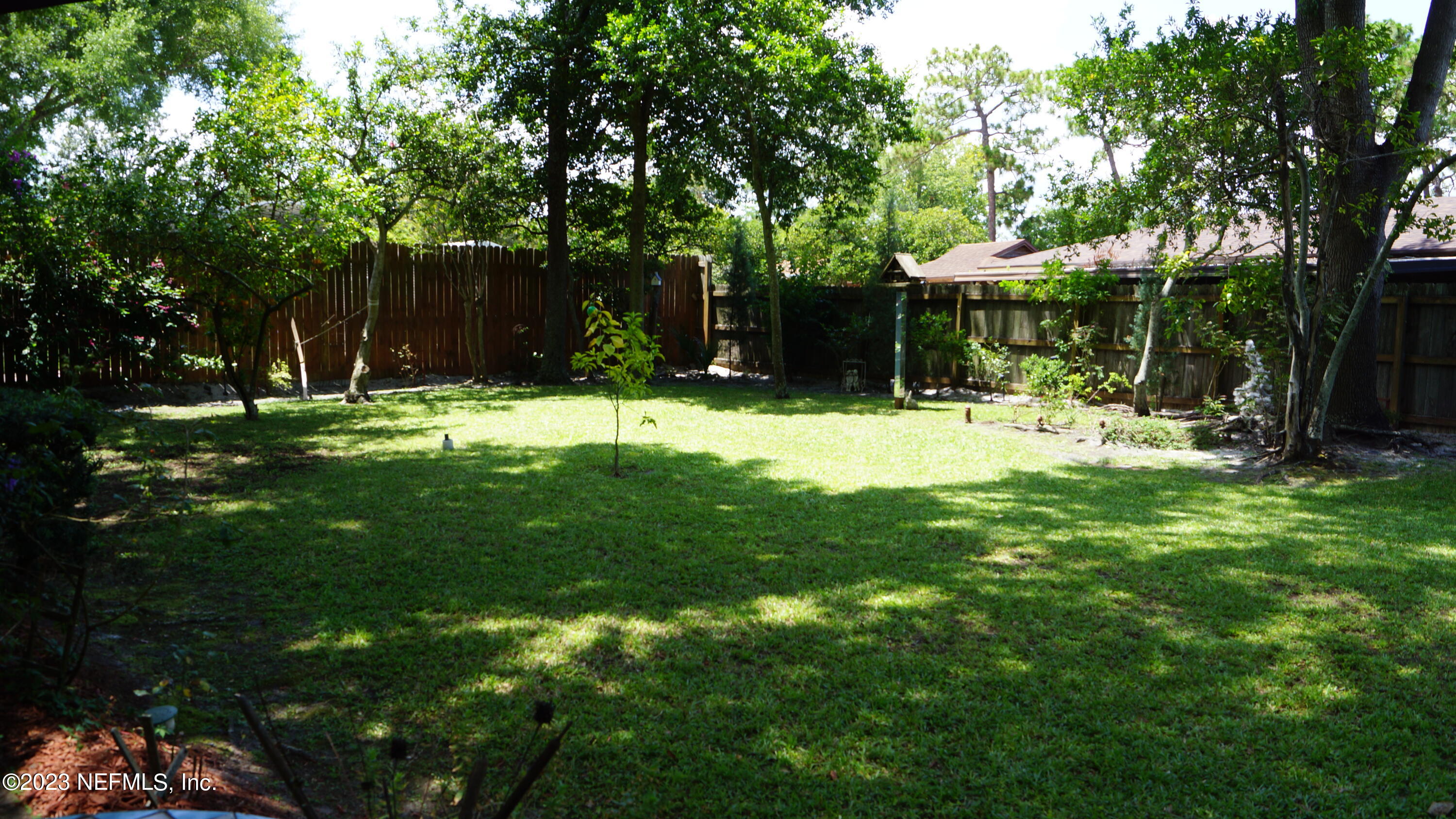 6113 Raintree Road Jacksonville, FL 32277 - Photo 26 of 31 Fenced Yard