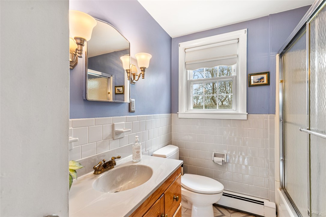 60 Star Street Warwick, RI 02888 - Photo 16 of 50