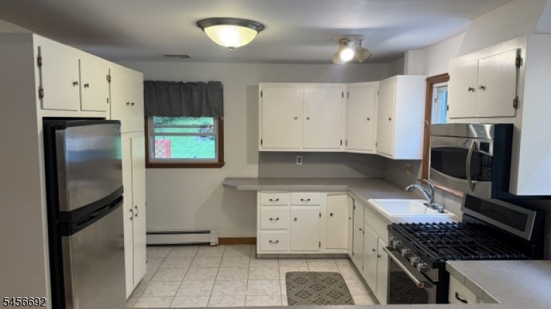 22 Old Creamery Road Newton, NJ 07860 - Photo 4 of 12 Gallery Image 4