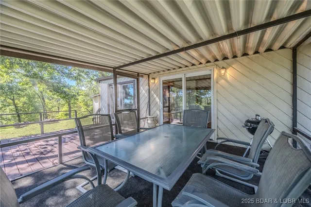 $299,900 | 28046 Washburn Point, Gravois Mills, MO 65037