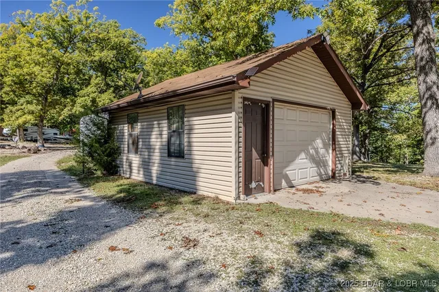 $299,900 | 28046 Washburn Point, Gravois Mills, MO 65037