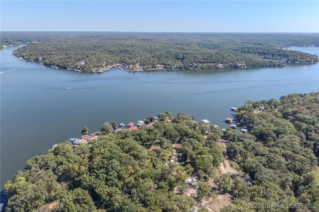 $299,900 | 28046 Washburn Point, Gravois Mills, MO 65037