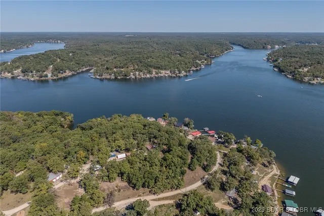 $299,900 | 28046 Washburn Point, Gravois Mills, MO 65037