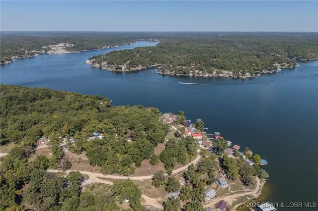 $299,900 | 28046 Washburn Point, Gravois Mills, MO 65037