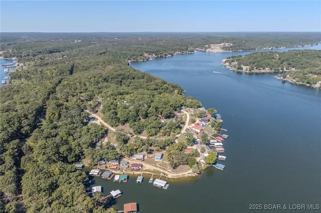 $299,900 | 28046 Washburn Point, Gravois Mills, MO 65037