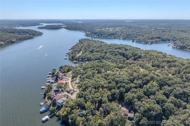 $299,900 | 28046 Washburn Point, Gravois Mills, MO 65037