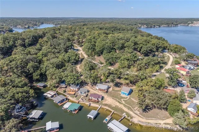 $299,900 | 28046 Washburn Point, Gravois Mills, MO 65037